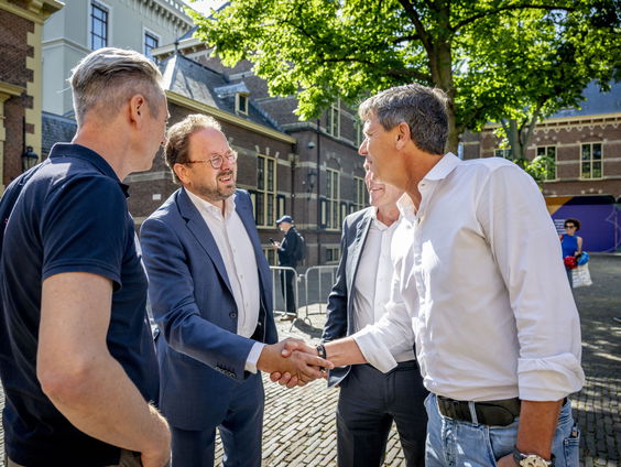 CNV: 'Val kabinet slecht nieuws voor gemaakte afspraken over verbetering situatie werknemers'