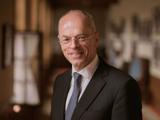 Sven op 1 - Kamervoorzitter Jan Antonie Bruijn: 'Iets te zeggen voor rechtstreeks kiezen Eerste Kamer'