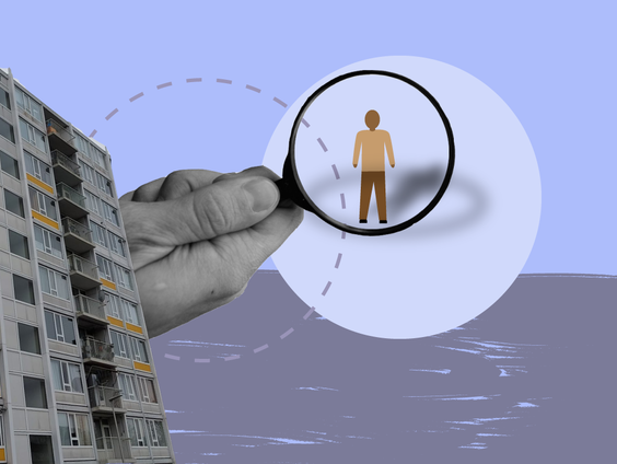 Achter de voordeur met de fraudevoorspellingen van de overheid