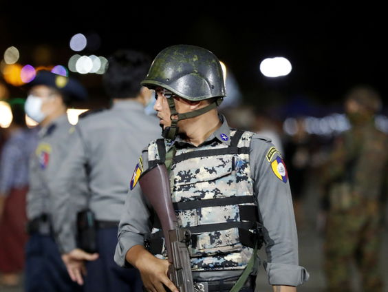 ‘Myanmarese leger doodt 80 mensen bij luchtaanval’