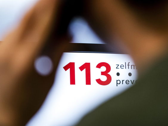 Tamara Baars in gesprek met staatssecretaris over suïcidepreventie