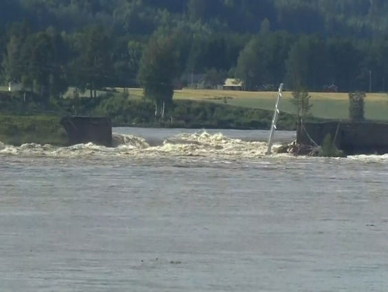 Stuwdam in Noorwegen breekt door na zware regenval