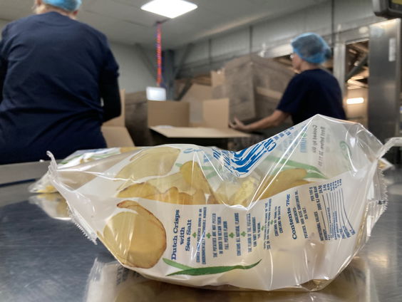 Het Uitzendbureau: waarom kraken chipszakken en kan dat anders?