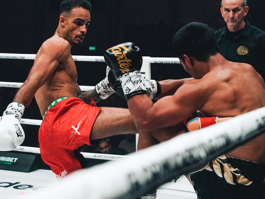 Nieuw boegbeeld van het kickboxen: Tyjani Beztati timmert flink aan de weg