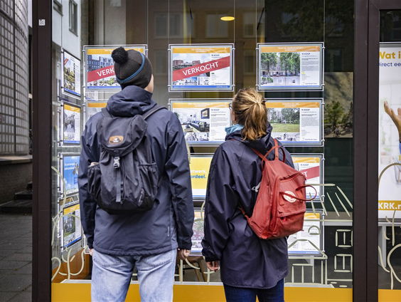 De kleine lettertjes zijn belangrijk bij het kopen van een huis