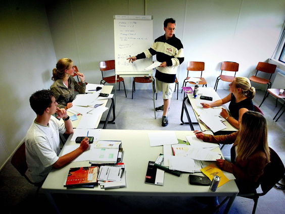 Commerciële bijles instituten dragen bij aan kansenongelijkheid: "Wij werken daar niet meer aan mee"