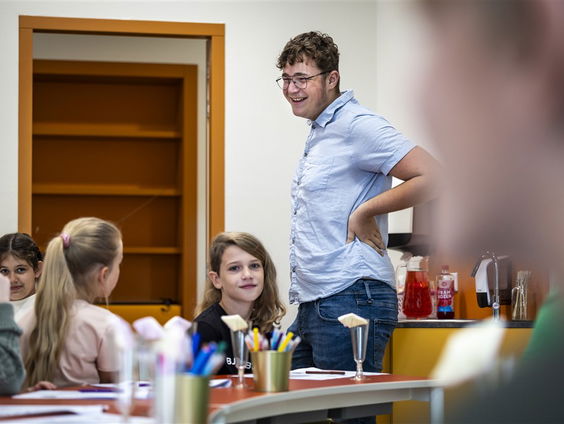 Stand.nl: De lerarenopleiding moet gratis worden