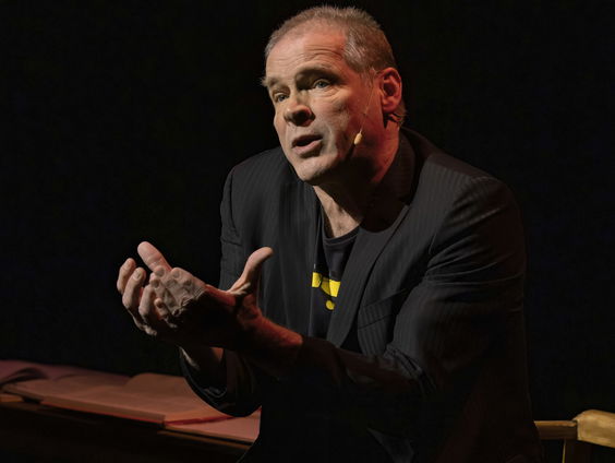 Erik van Muiswinkel, cabaretier en acteur