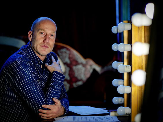 Terug naar 2004: Arjan Erkel na 607 dagen vrijgelaten