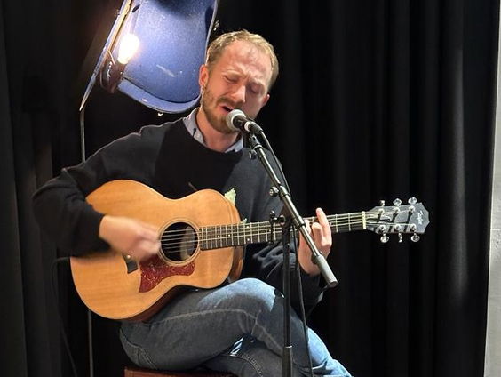 Mart Boumans barstte van de muzikale kracht, maar zijn lichaam werkte tegen