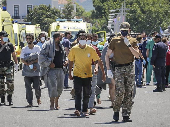 Meer duidelijk over de ramp met het migrantenschip, maar nog minstens 500 migranten vermist