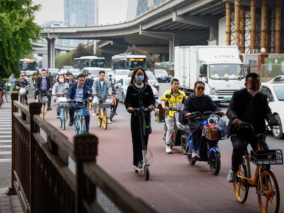 China krabbelt er weer bovenop