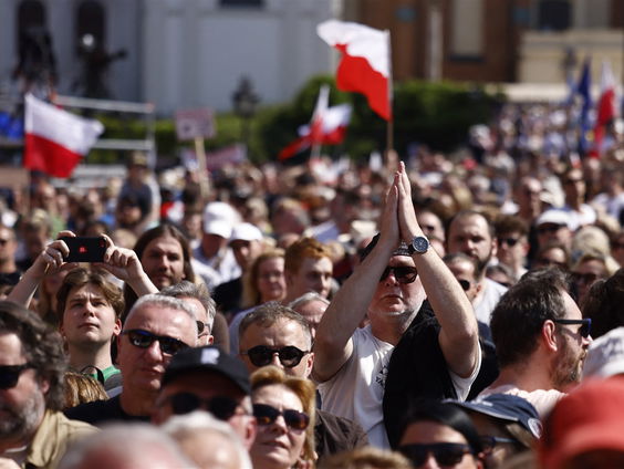 Nieuwe wet verenigt Polen in verzet tegen Duda