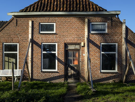 Kamer debatteert over snoeihard rapport over aardbevingen Groningen