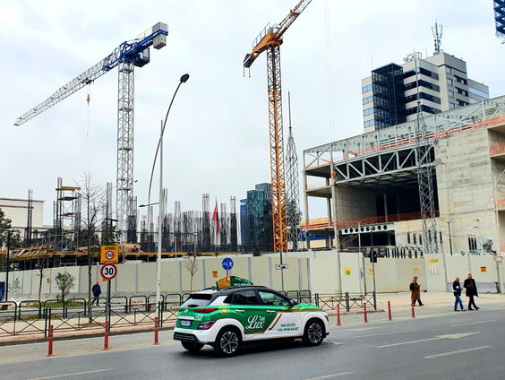 Albanezen doen het wel zonder Brussel