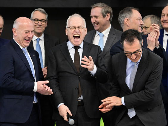 Demissionair minister Piet Adema ziet speciale rol voor Nederland als voedselland in EU