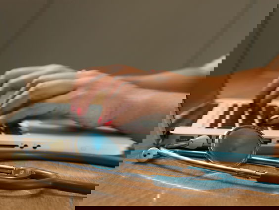 ‘Transpersonen kunnen voor sommige hulpvragen beter terecht bij de huisarts’