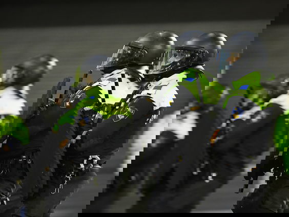 ME in Amsterdam wilt actie voeren tijdens coronademonstratie