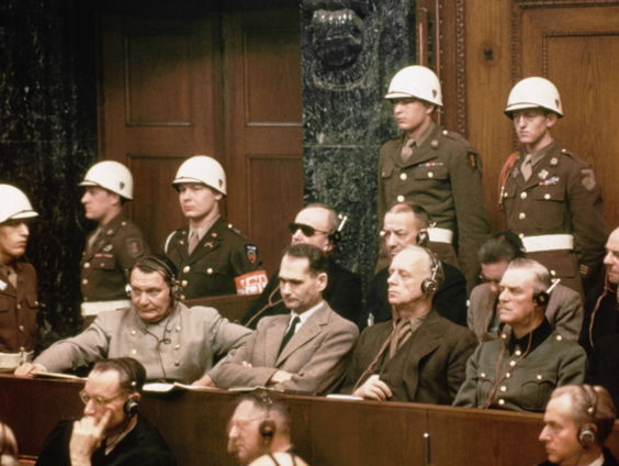 Wat is het effect van oorlogstribunalen?