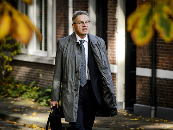 Oud-minister Ernst Hirsch Ballin over immigratie: ‘Wij hebben belang bij migrerende werknemers’