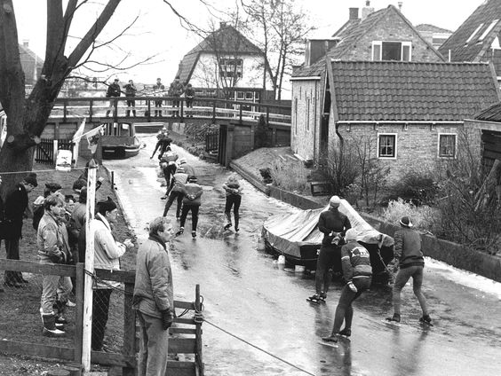 Wat zijn de verhalen van vrouwen die de Elfstedentocht reden?