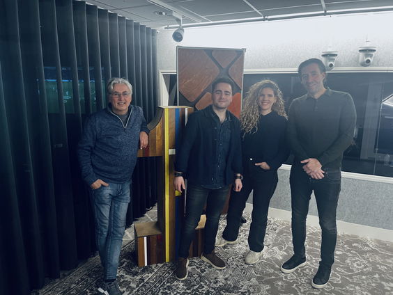 De Grote, Kleine Man: Jordy van Loon duikt in het leven van Louis Davids