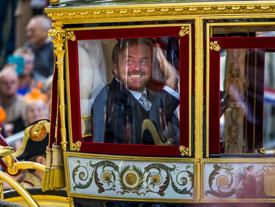 'Koningshuis moet flink aan de slag'