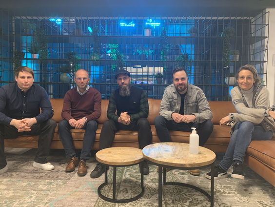 Dit is de Zondag met Nourdeen Wildeman, Anne Christine Girardot, Maarten Wisse en Hildebrand Bijleveld