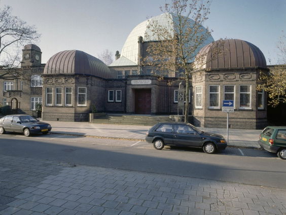 Wat doet de oorlog met Joodse Enschedeërs?