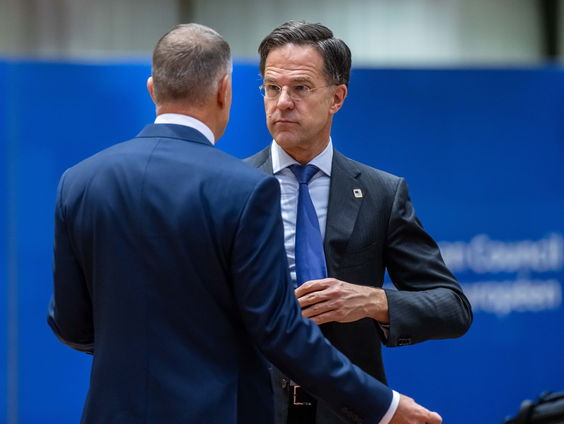 Onderhandelingen op EU-top over 50 miljard euro voor Oekraïne