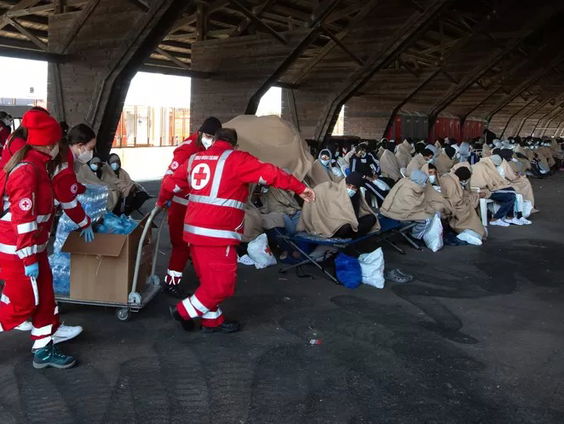 Italiaanse regering roept noodtoestand uit vanwege toenemend aantal migranten