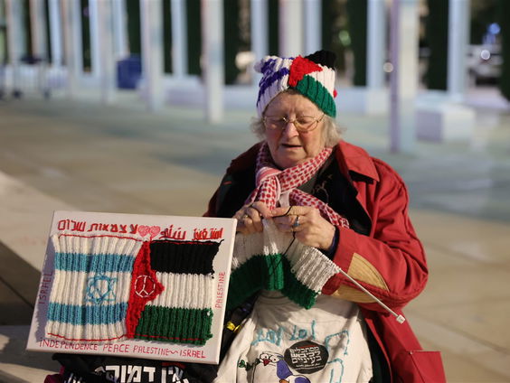 Hedy D'Ancona vindt het hoopgevend dat de Israëlische bevolking in opstand komt tegen de regering