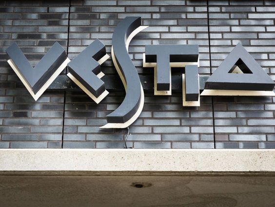 Terug naar Toen: Directeur Erik Staal van Vestia-affaire ontslagen