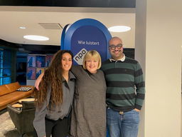 Rouwdeskundige en schrijfster Annette Born maakt de uitvaartbranche 'onzichtbaar zichtbaar' met haar boek ...