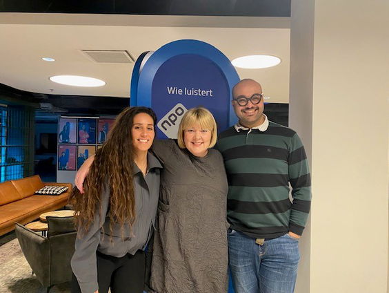 Rouwdeskundige en schrijfster Annette Born maakt de uitvaartbranche 'onzichtbaar zichtbaar' met haar boek ...