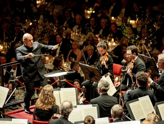 Jaap van Zweden valt in voor Kirill Petrenko en dirigeert het Concertgebouworkest