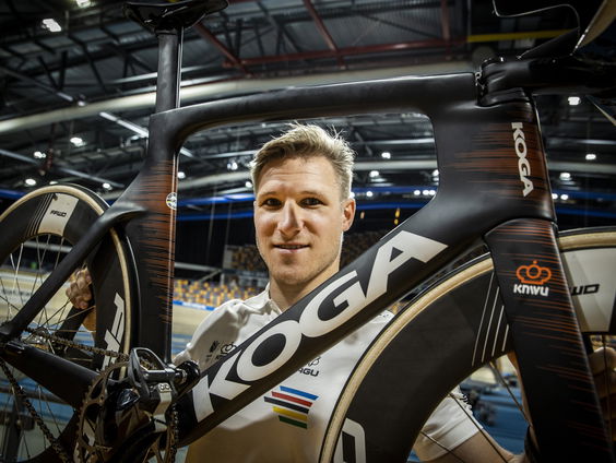 Hoogland gaat voor record op de kilometer