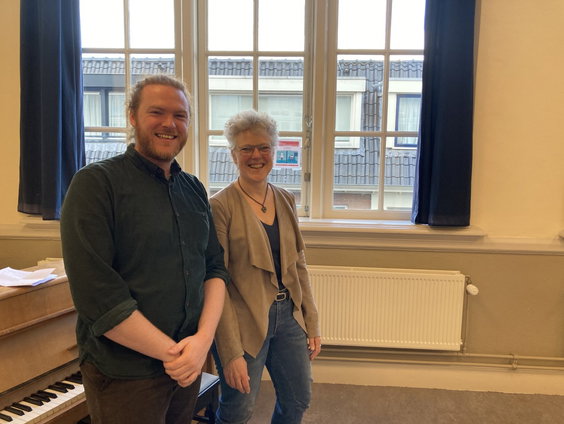 Het Uitzendbureau: Gaan er steeds meer mensen zingen in een koor?