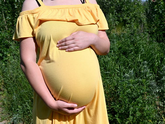 Wetsvoorstel voor betere wetgeving draagmoederschap