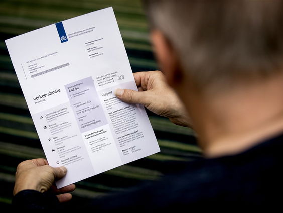 Stand.nl: 'Maak verkeersboetes inkomensafhankelijk'