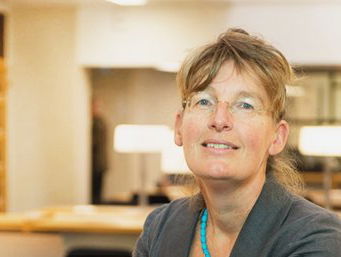 Hoogleraar Els Stronks krijgt miljoenensubsidie voor onderzoek naar leesonderwijs