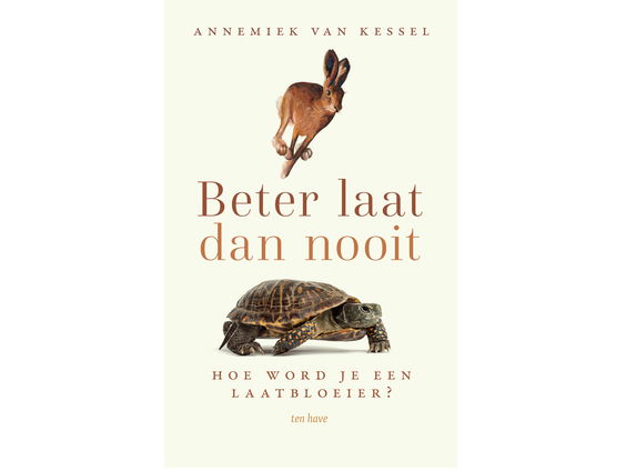 'Ga nou eens doen wat je leuk vindt' is de boodschap van laatbloeiers Marion van Hoof en Annemiek van Kessel