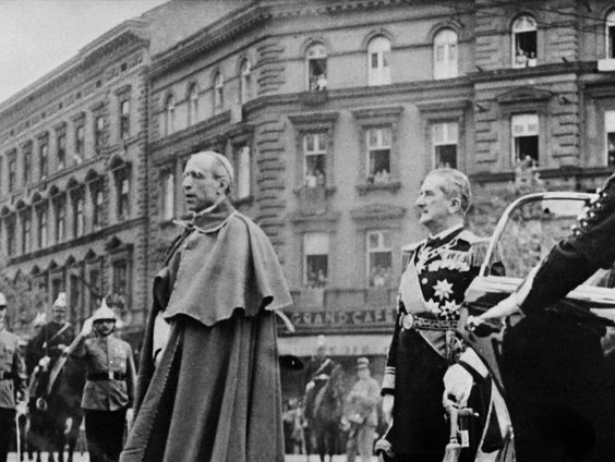 Wist Paus Pius van de Holocaust?