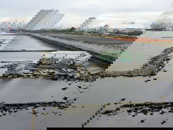 Jakarta is aan het zinken!