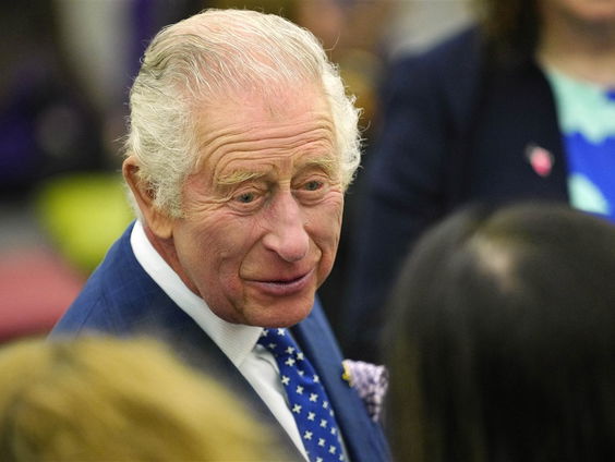 Past een staatsgodsdienst nog wel bij het Engeland van deze tijd?