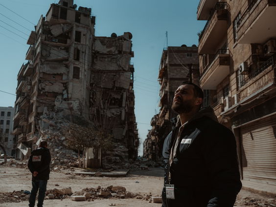 Filmmaker terug uit door aardbeving getroffen Syrië