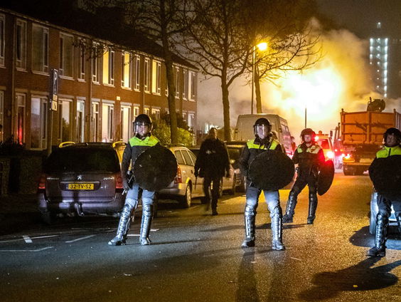 Stand.nl: Zonder nationaal vuurwerkverbod laten we onze hulpverleners in de steek
