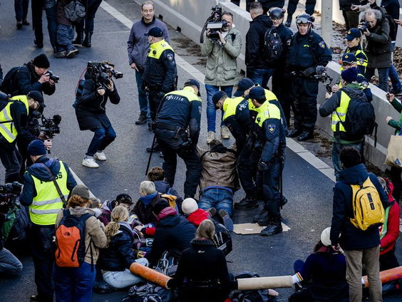 Grote opkomst klimaatactie Extinction Rebellion