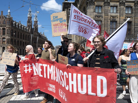 Studenten: 'Basisbeurs moet hoger'