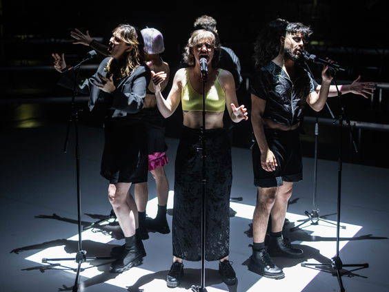 Amir Vahidi en Loulou Hameleers over de voorstelling '10 year Anniversary'